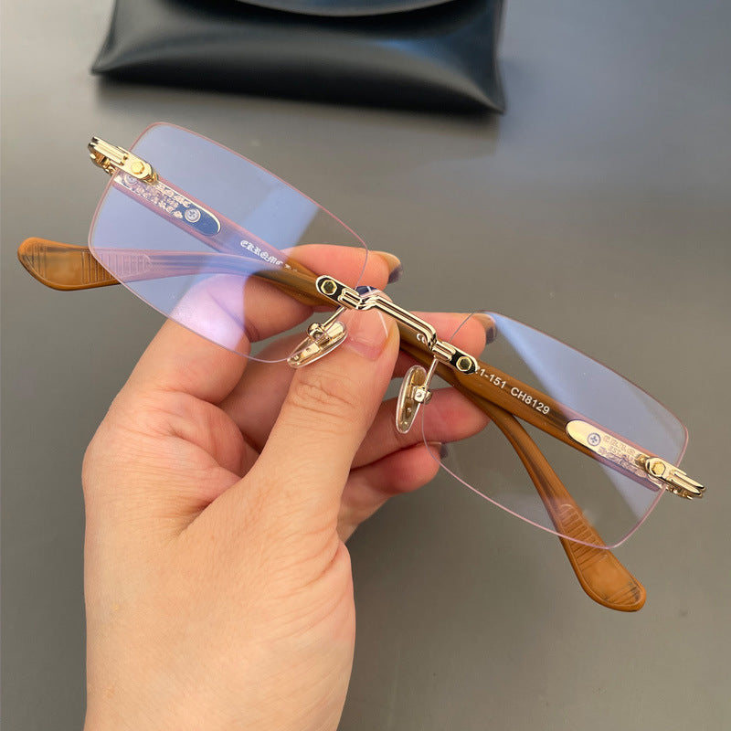 Retro perforated  fashionable and versatile flat lens