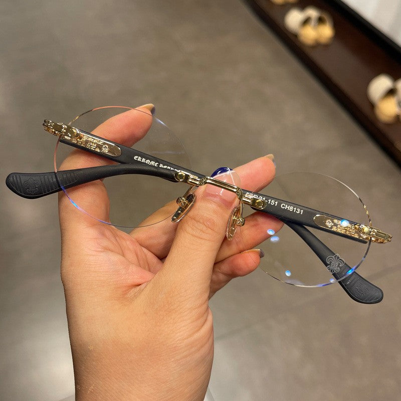 Retro perforated  fashionable and versatile flat lens