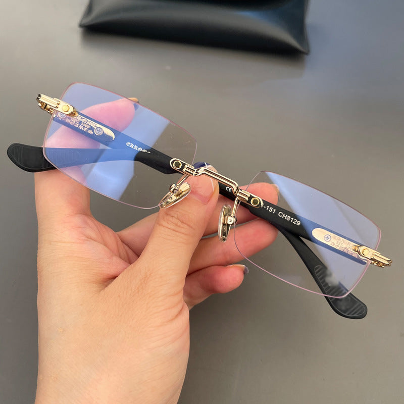 Retro perforated  fashionable and versatile flat lens